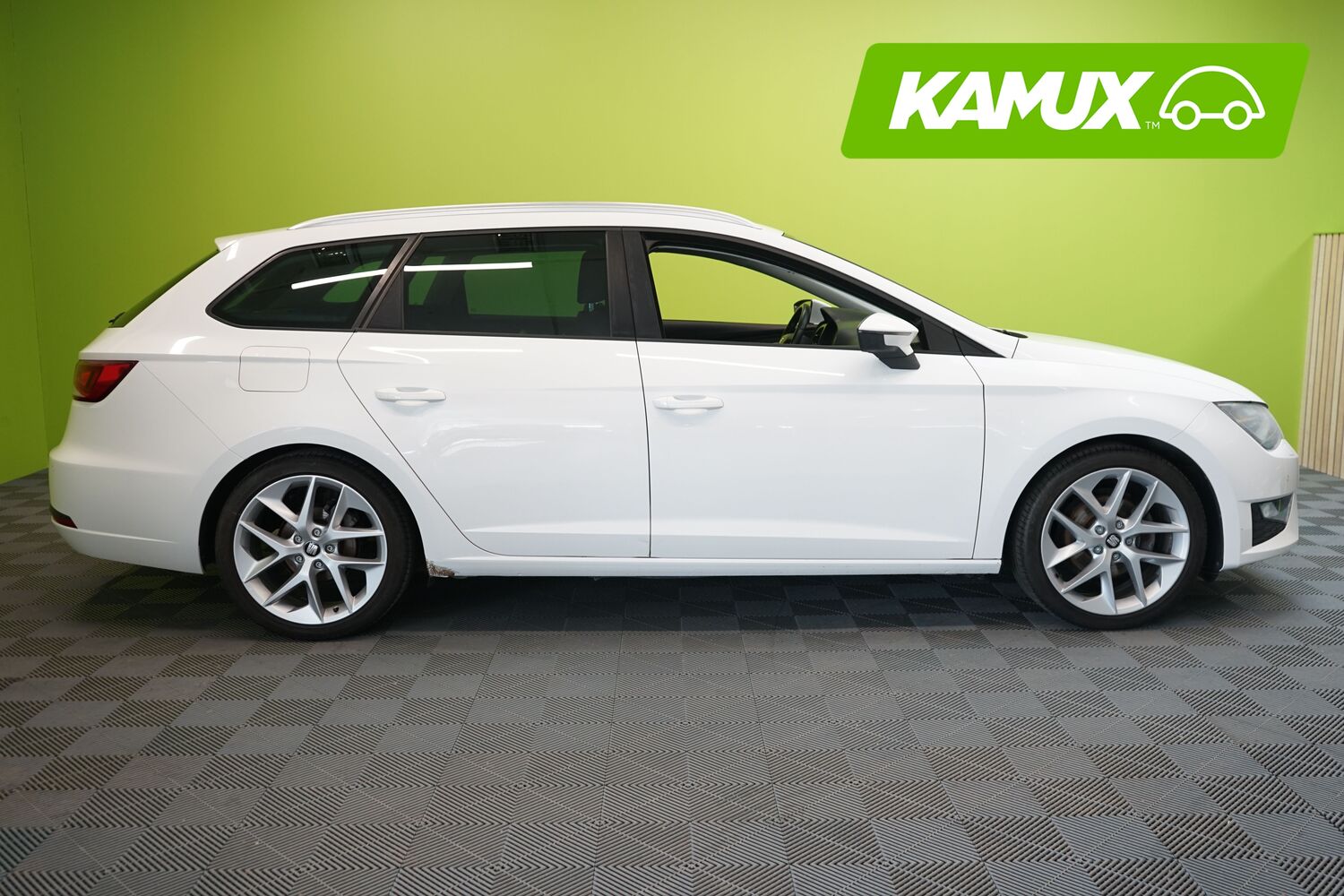 SEAT Leon ST vaihtoauto