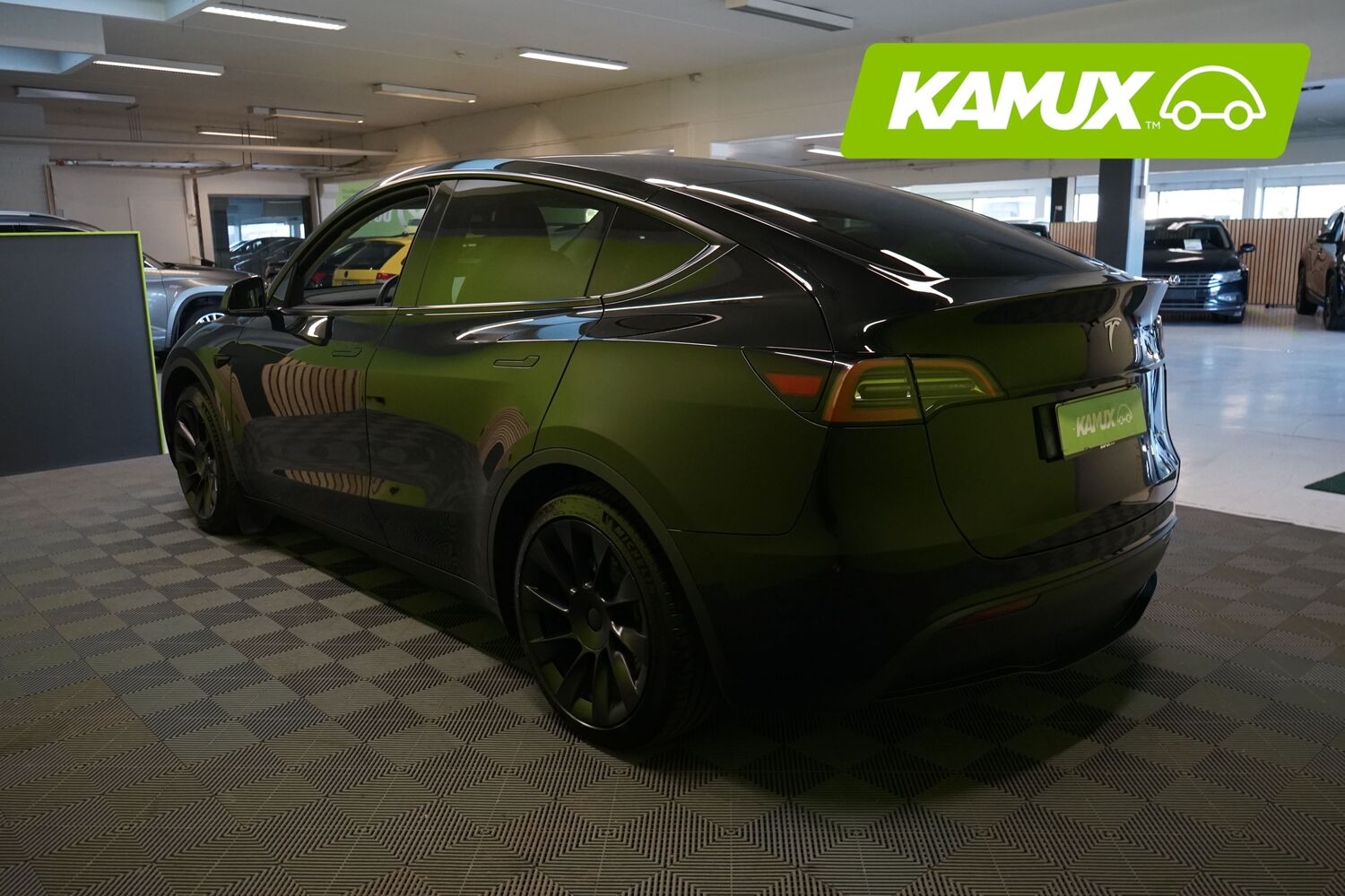 Tesla Model Y vaihtoauto