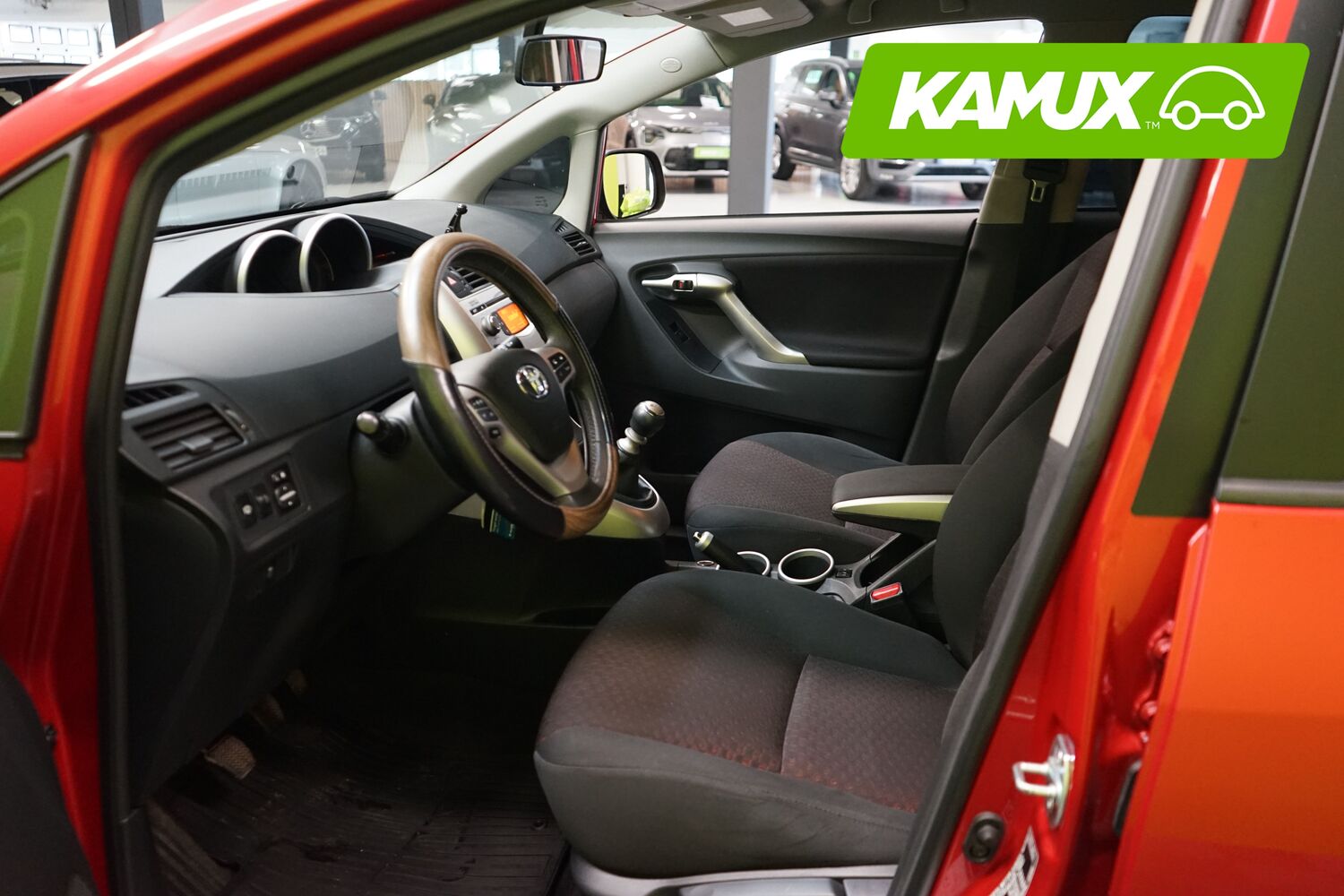 Toyota Verso vaihtoauto