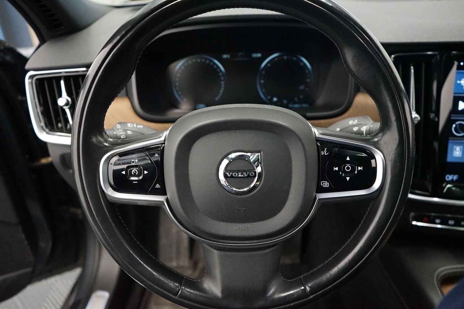 Volvo S90 vaihtoauto