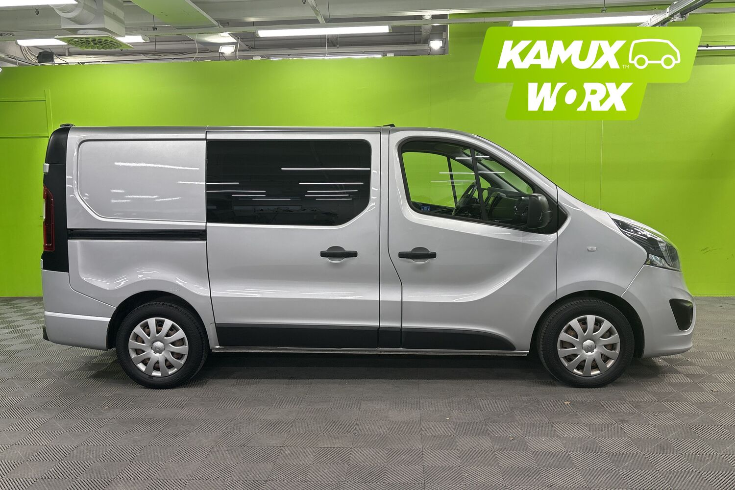 Opel Vivaro vaihtoauto