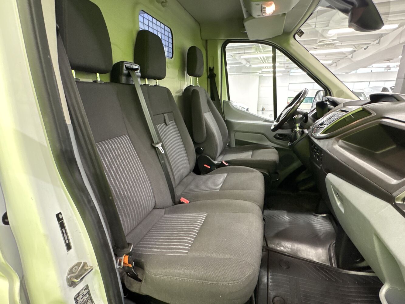 Ford Transit vaihtoauto