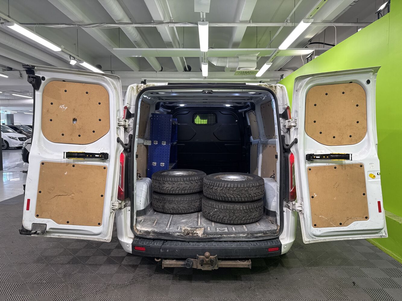 Ford Transit Custom vaihtoauto