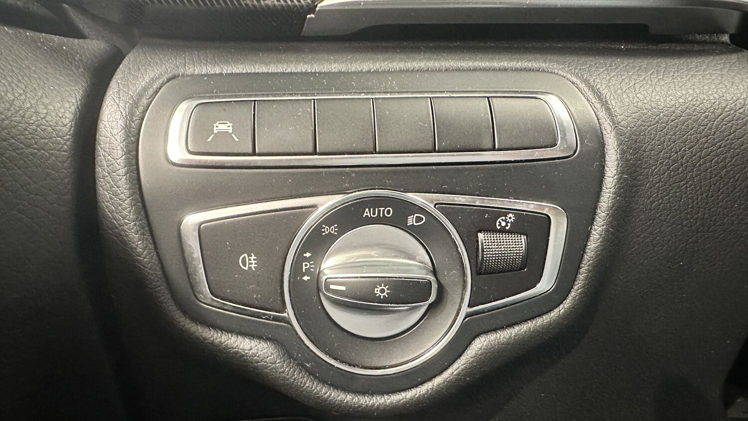 Mercedes-Benz EQV vaihtoauto
