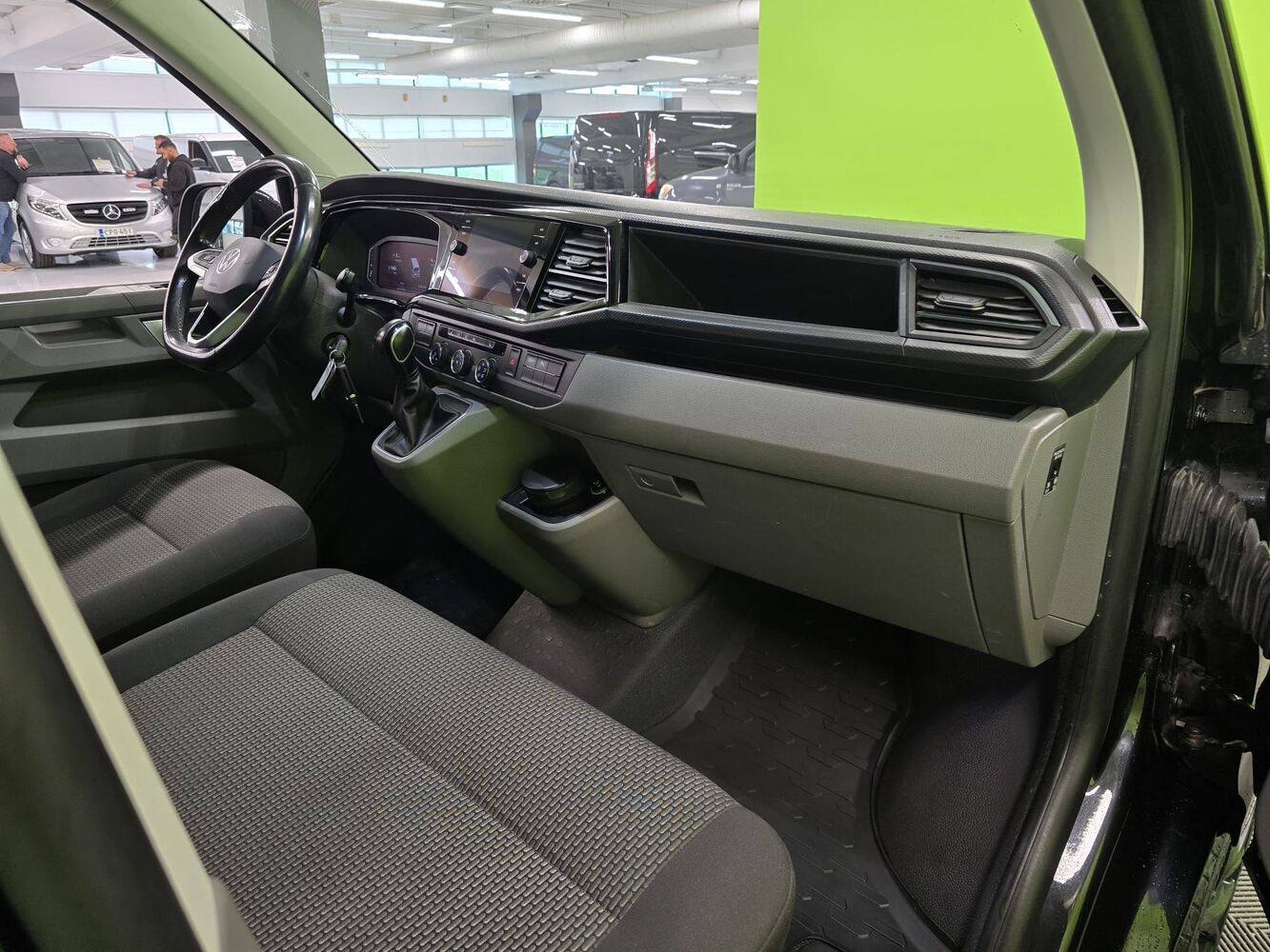 Volkswagen Transporter vaihtoauto