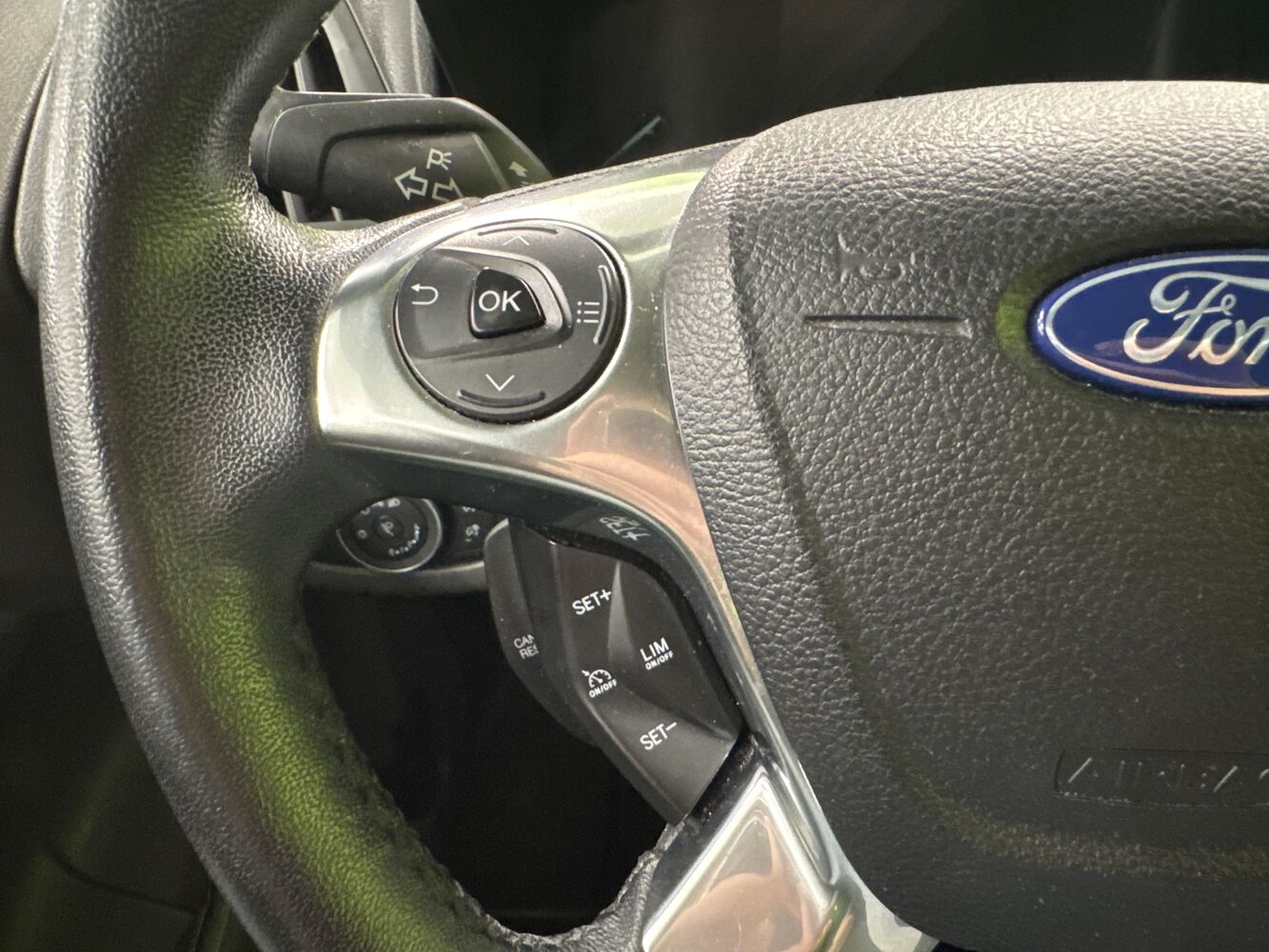 Ford Transit Connect vaihtoauto