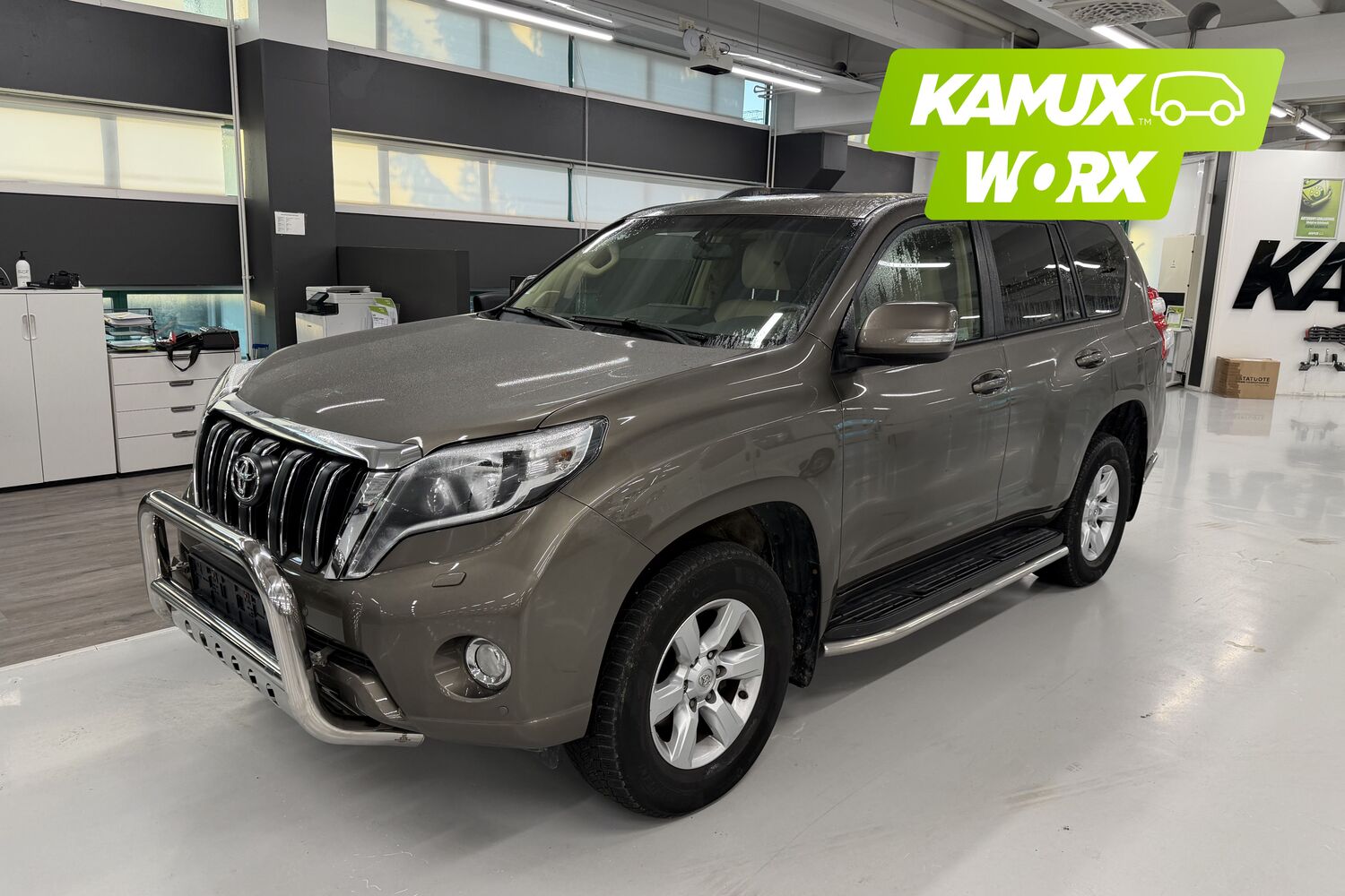 Toyota Land Cruiser vaihtoauto