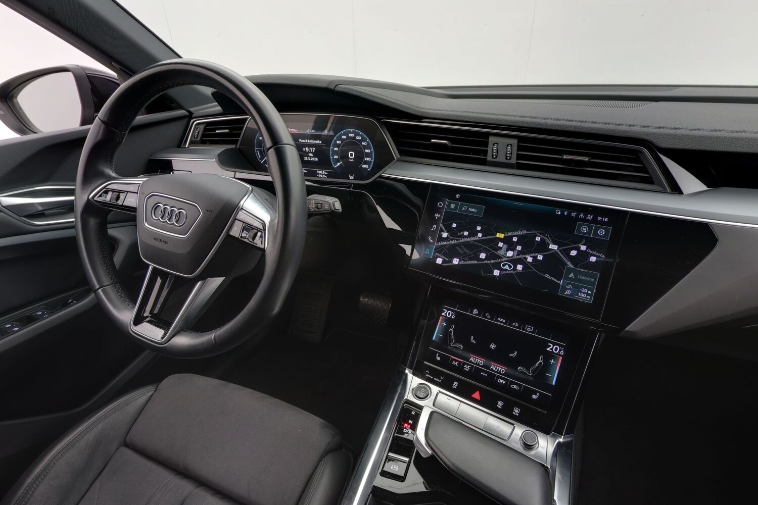 Audi e-tron vaihtoauto
