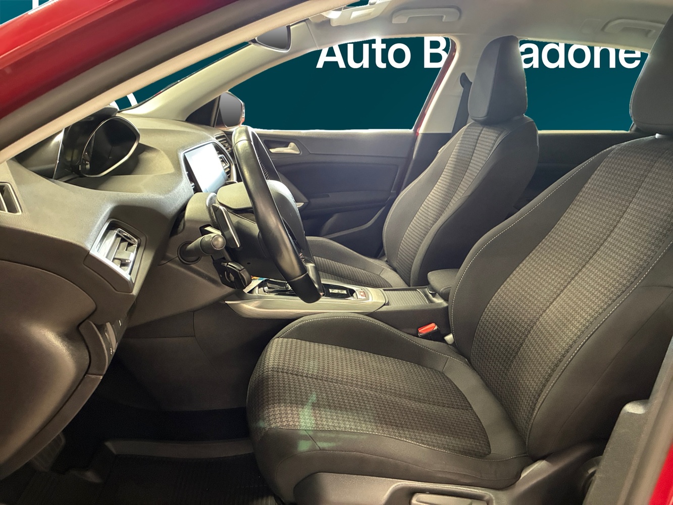 Peugeot 308 vaihtoauto