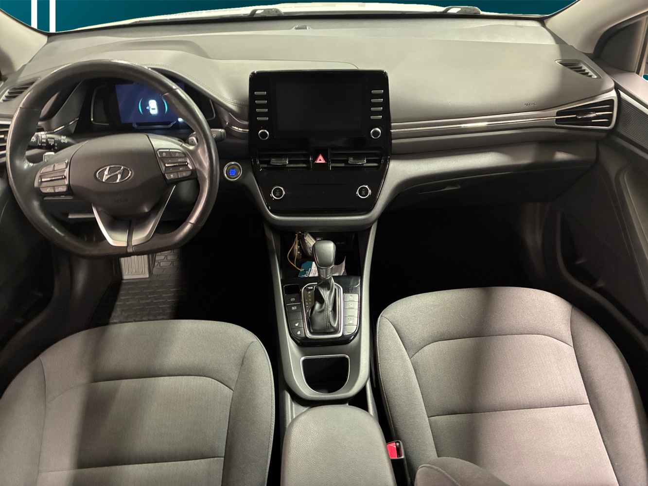 Hyundai IONIQ hybrid vaihtoauto