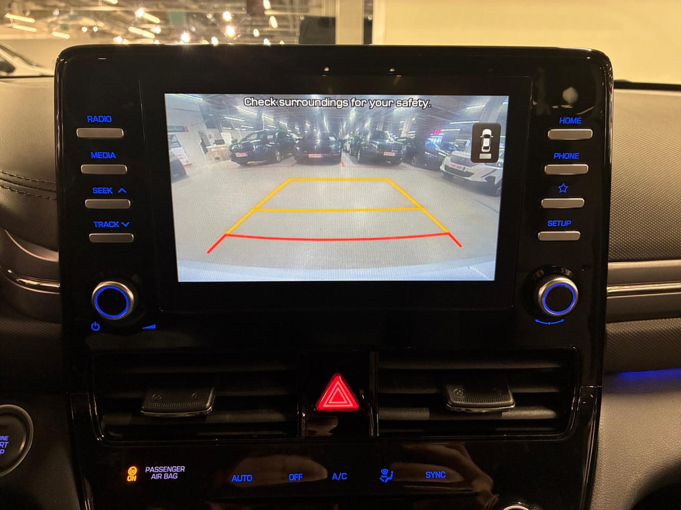 Hyundai IONIQ hybrid vaihtoauto