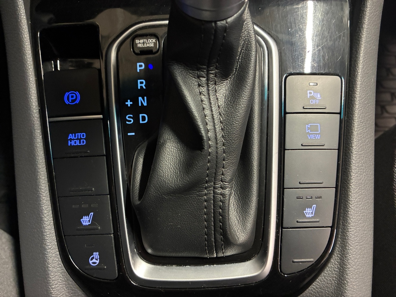 Hyundai IONIQ hybrid vaihtoauto