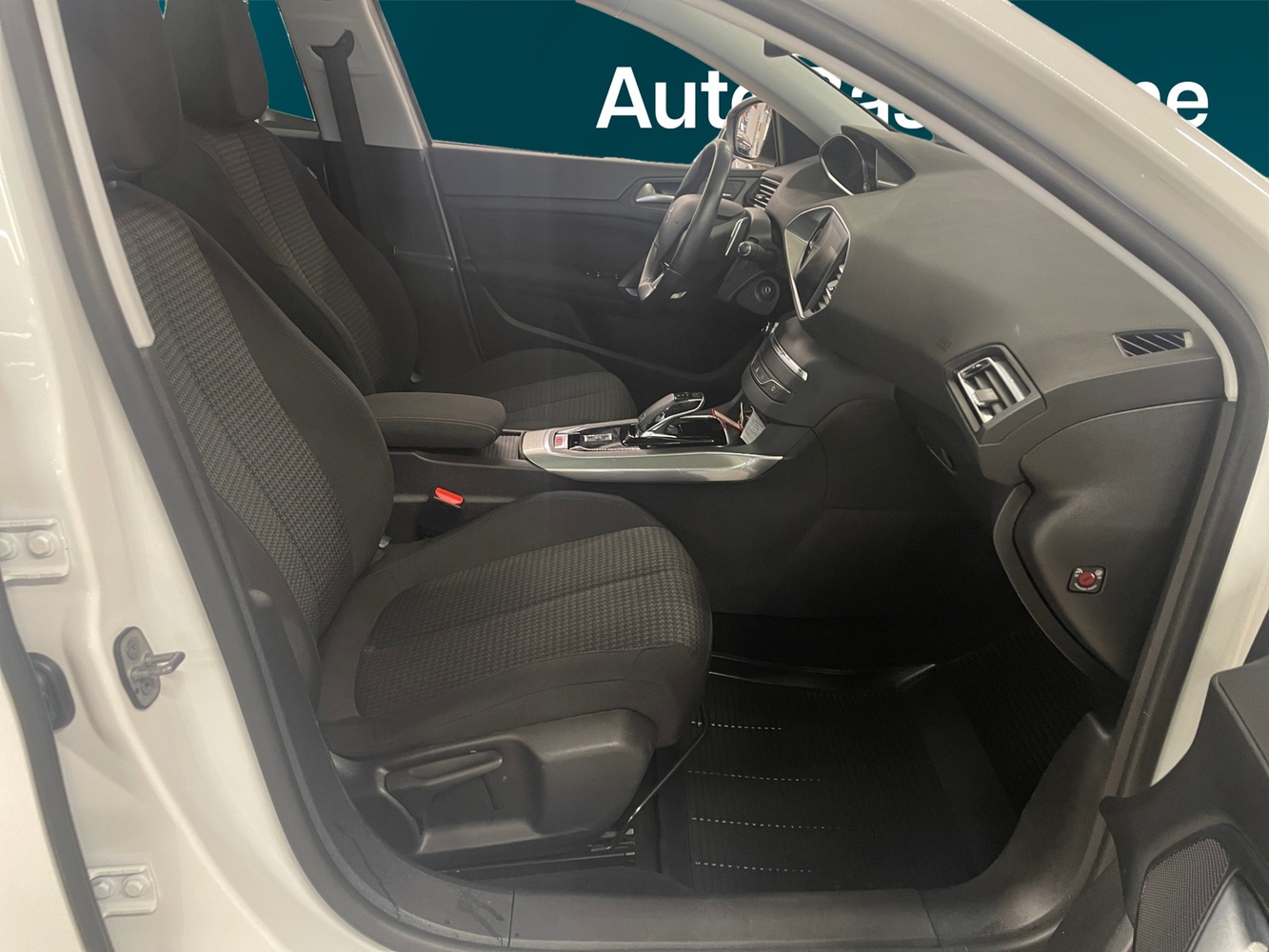 Peugeot 308 vaihtoauto