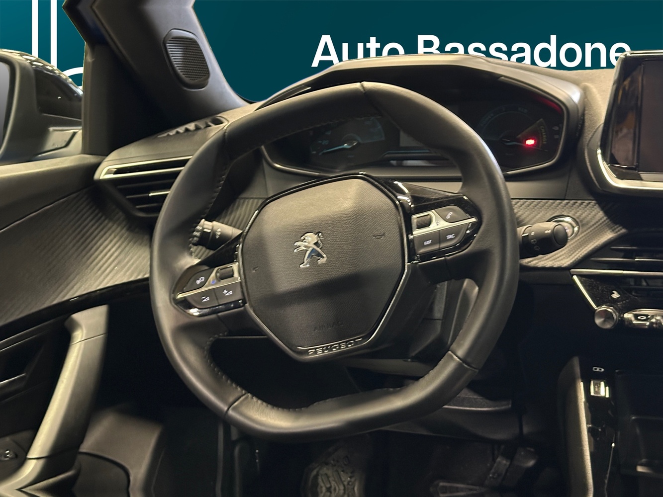 Peugeot e-2008 vaihtoauto