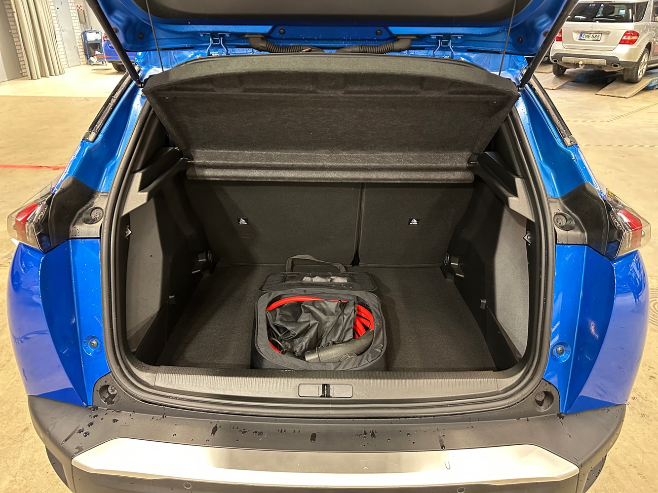 Peugeot e-2008 vaihtoauto