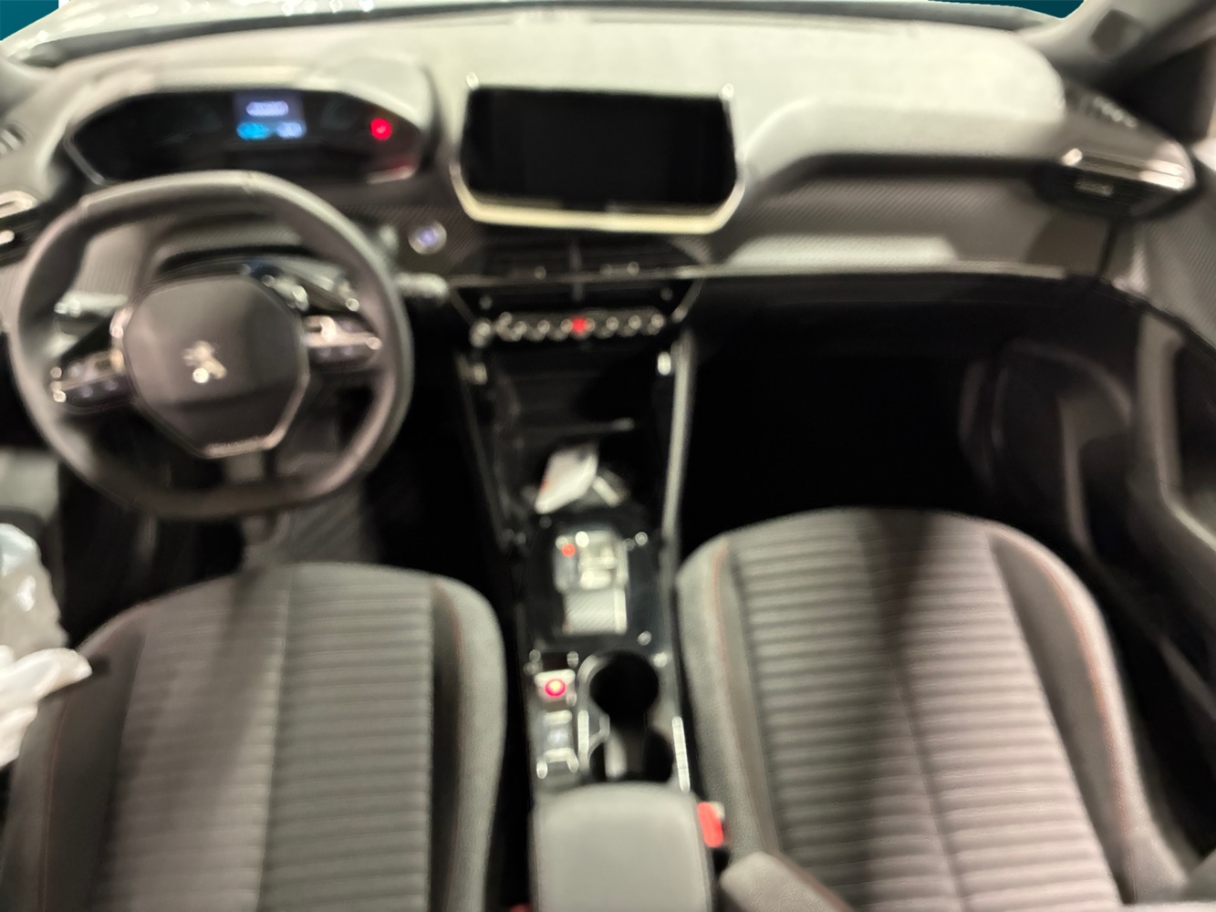 Peugeot e-2008 vaihtoauto