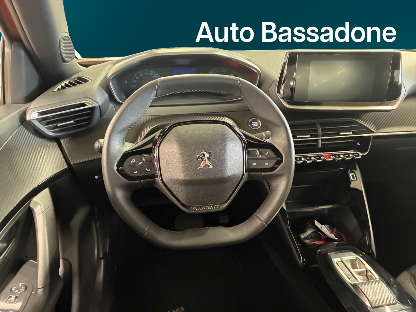 Peugeot e-2008 vaihtoauto