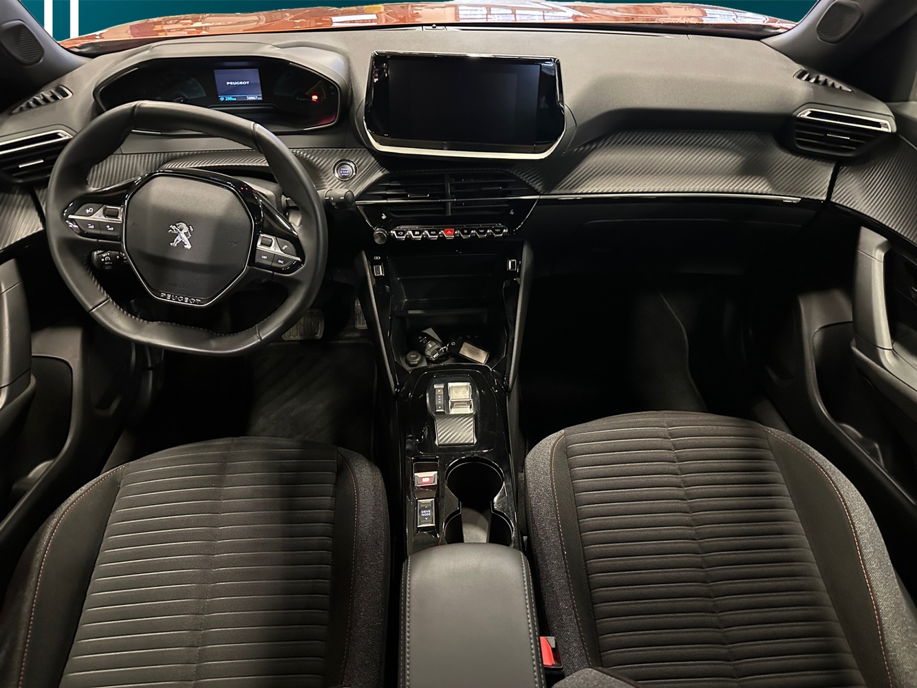 Peugeot e-2008 vaihtoauto