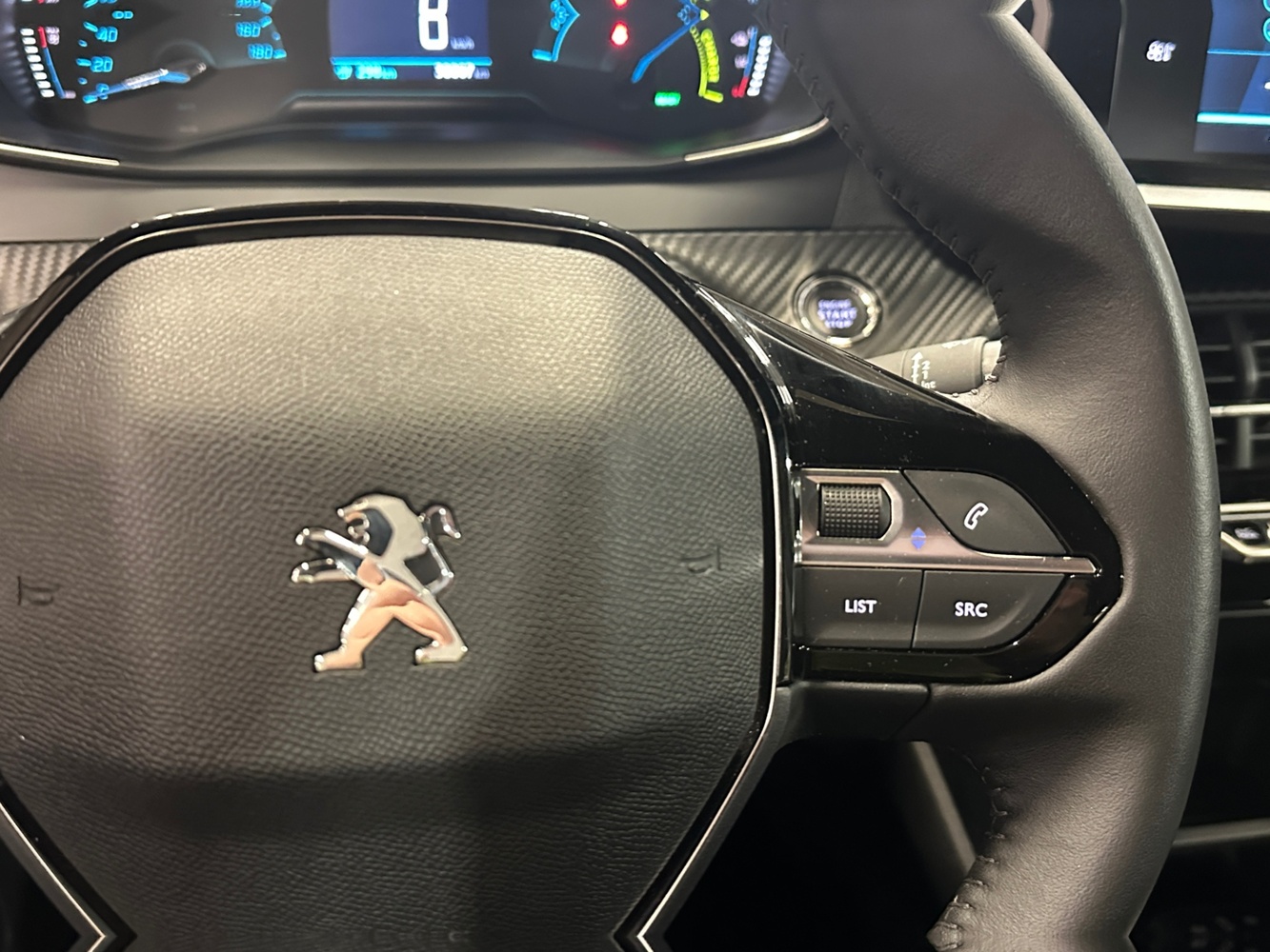 Peugeot e-2008 vaihtoauto
