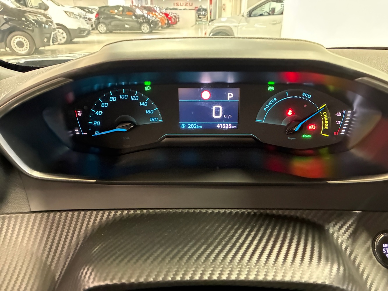 Peugeot e-2008 vaihtoauto