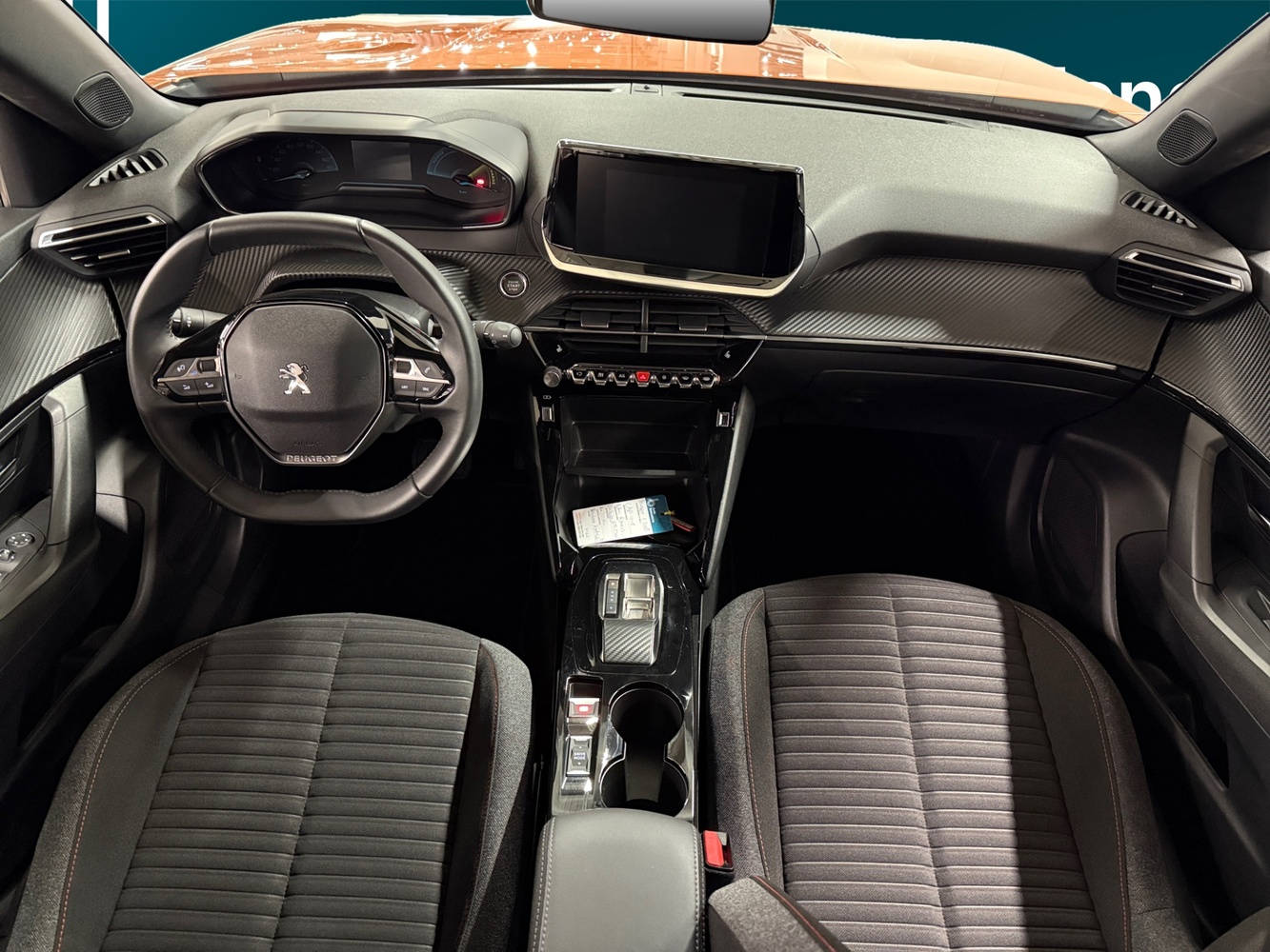 Peugeot e-2008 vaihtoauto