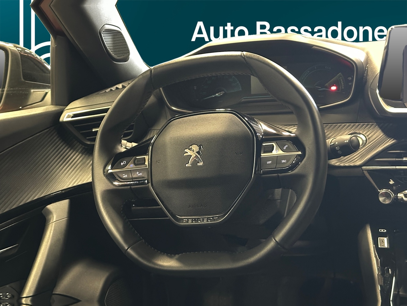 Peugeot e-2008 vaihtoauto