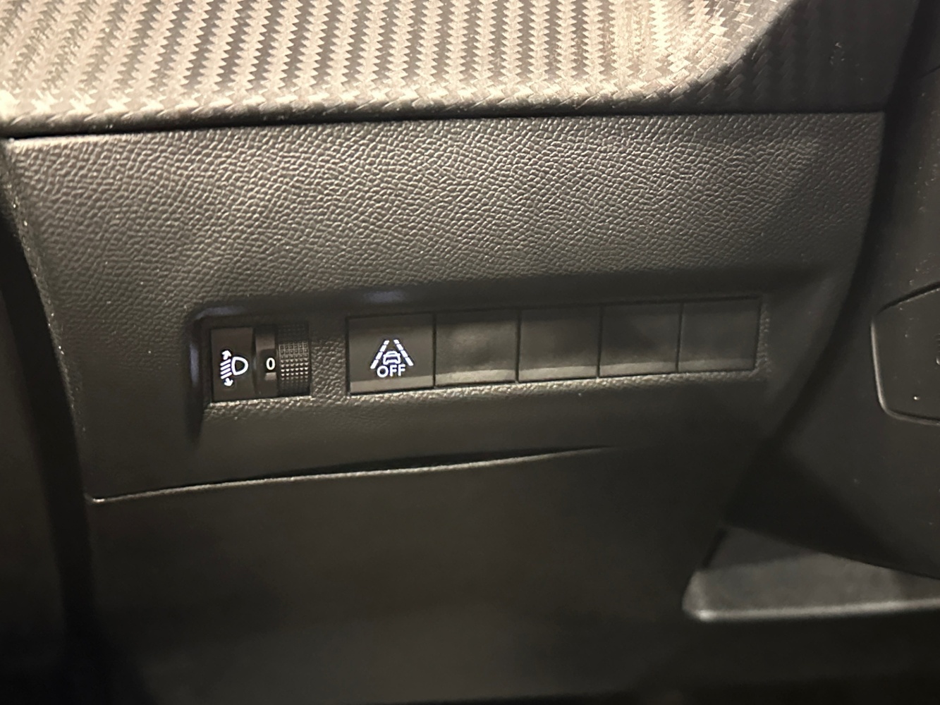 Peugeot e-2008 vaihtoauto