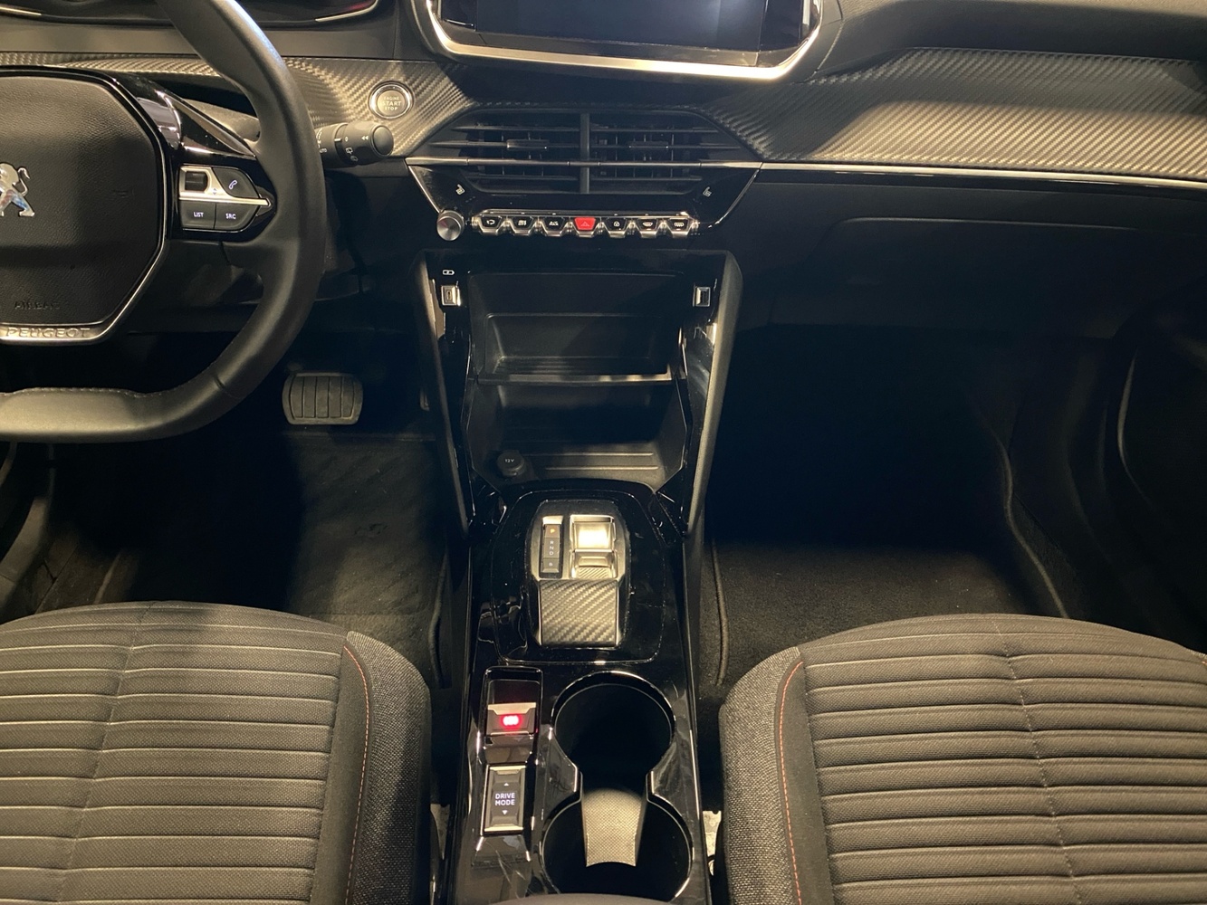 Peugeot e-2008 vaihtoauto