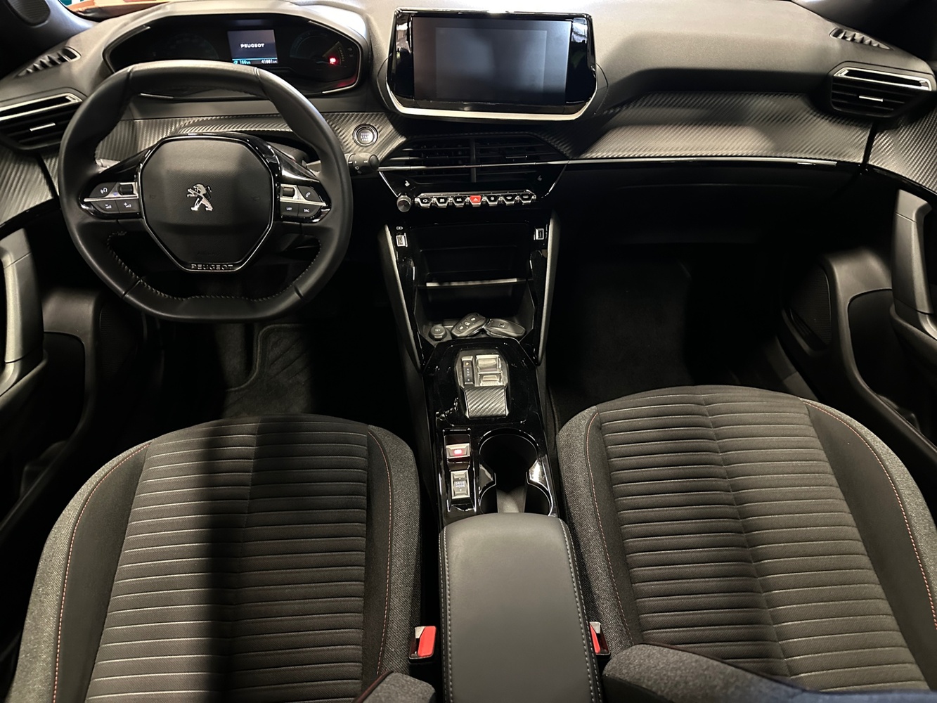 Peugeot e-2008 vaihtoauto