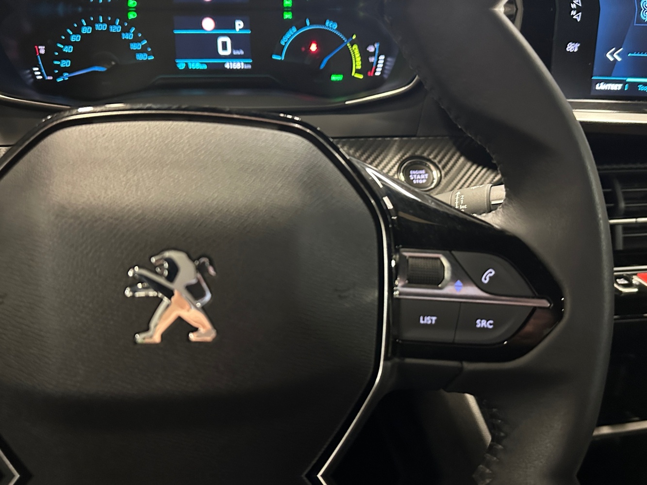 Peugeot e-2008 vaihtoauto