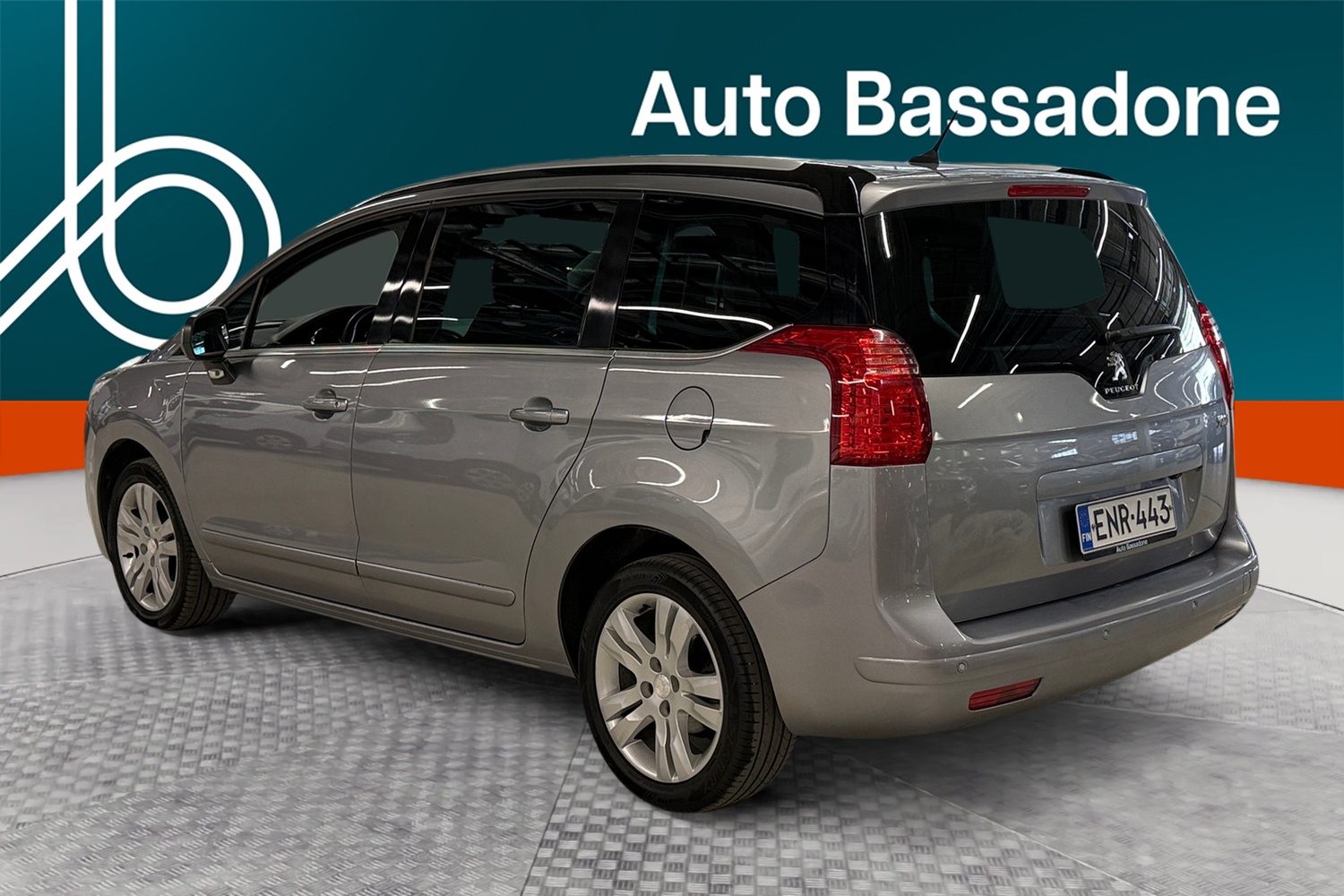 Peugeot 5008 vaihtoauto