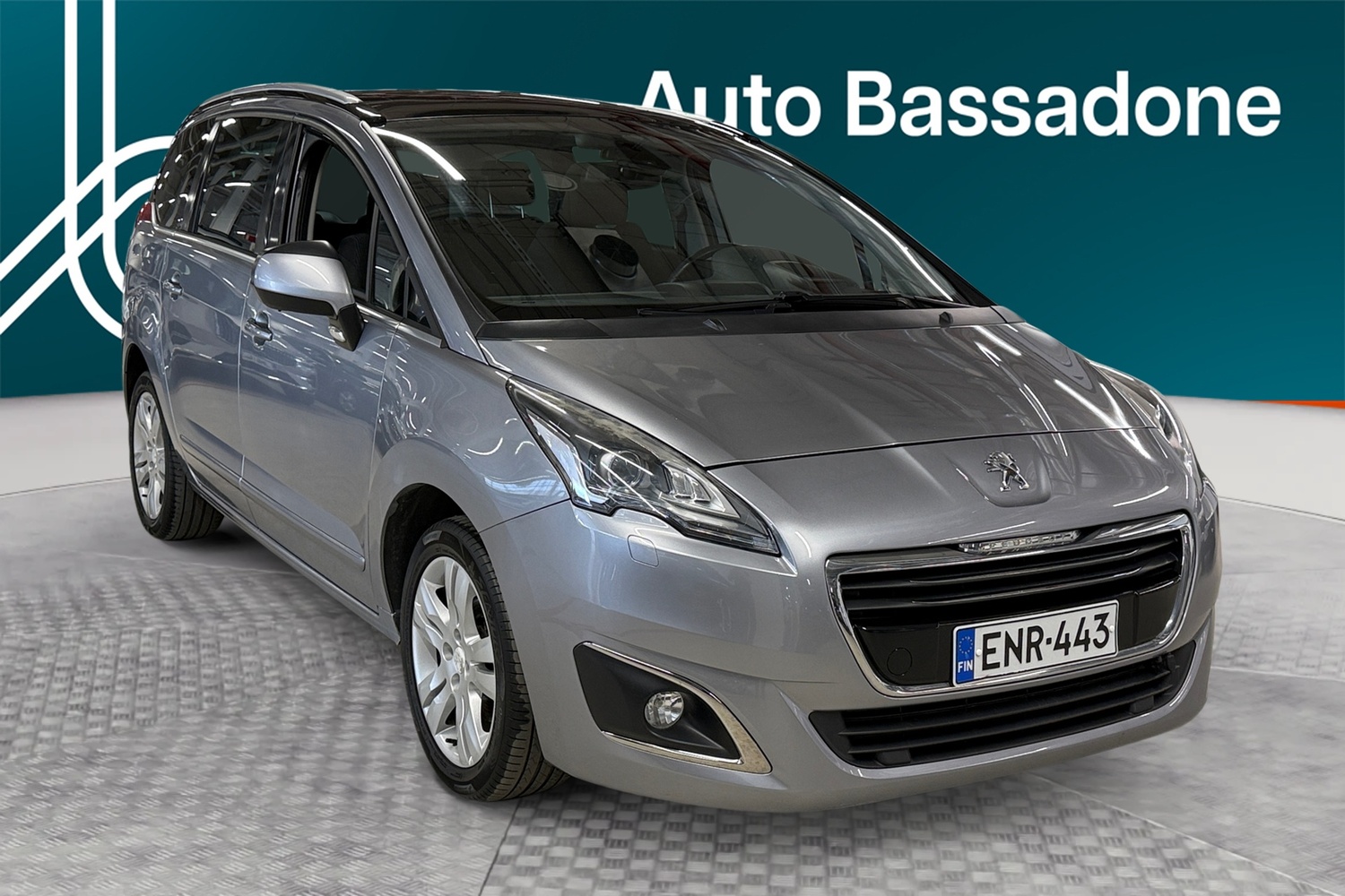 Peugeot 5008 vaihtoauto