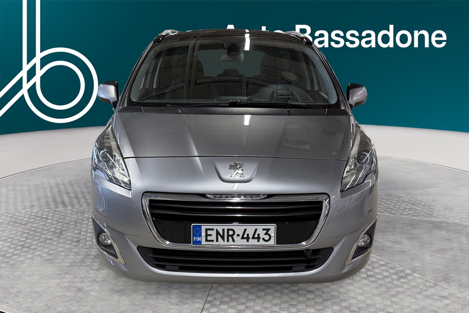 Peugeot 5008 vaihtoauto