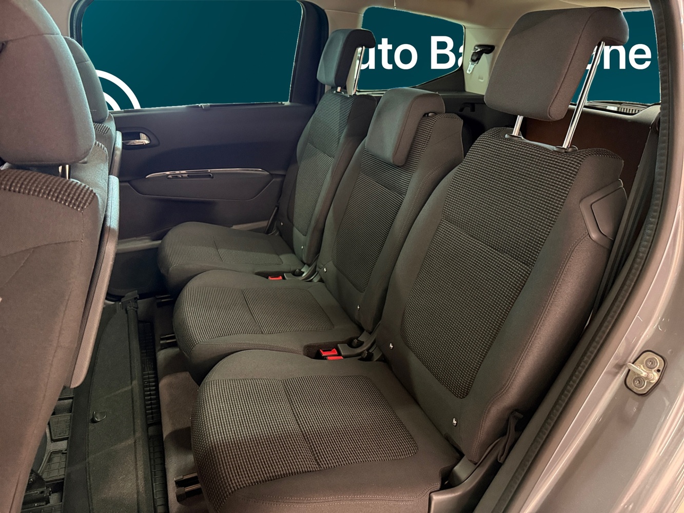 Peugeot 5008 vaihtoauto