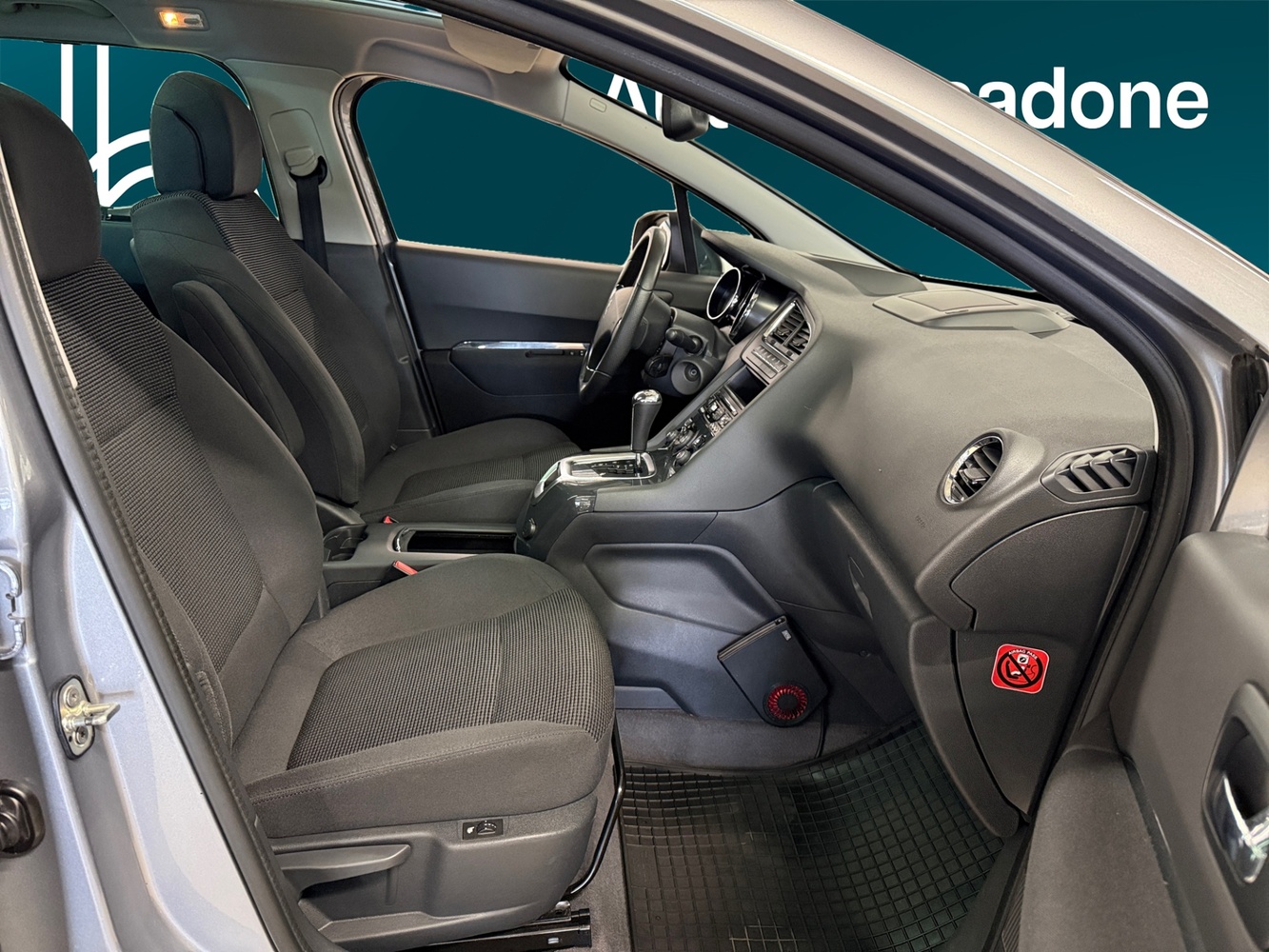 Peugeot 5008 vaihtoauto