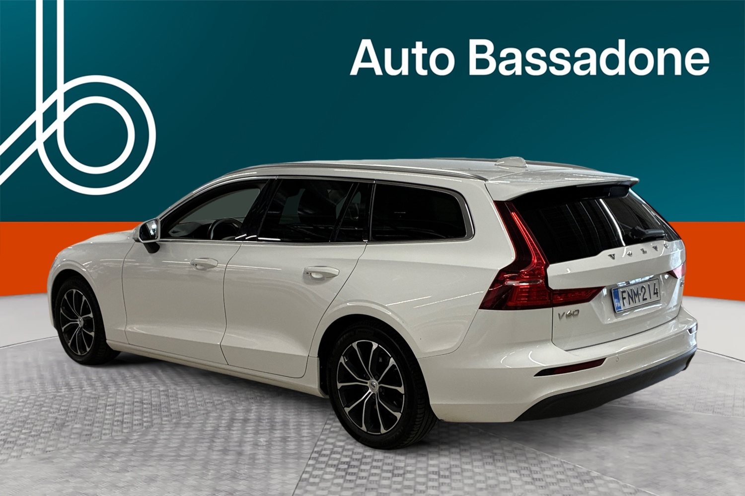 Volvo V60 vaihtoauto