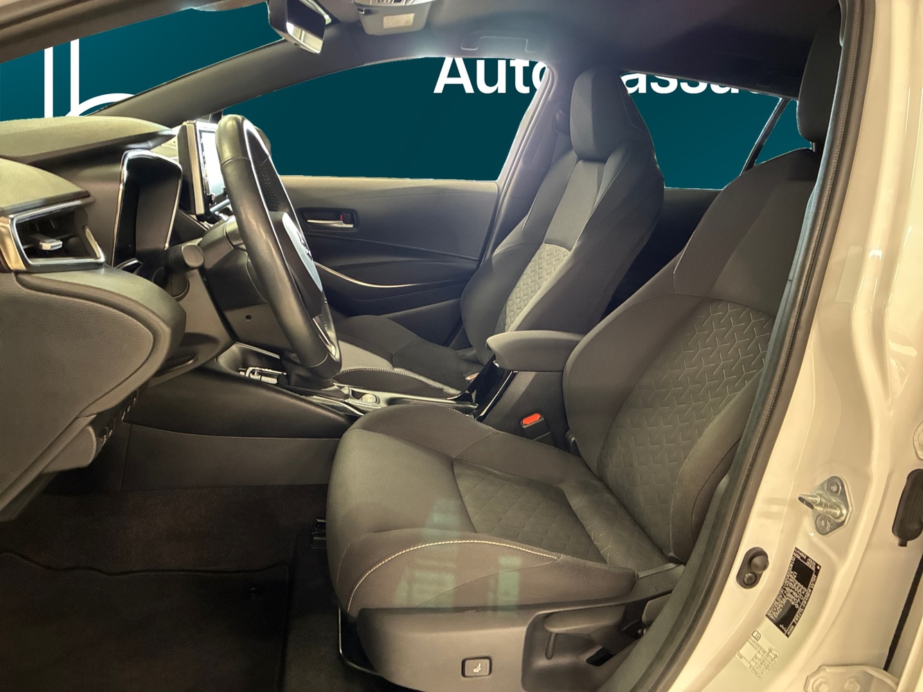 Suzuki Swace vaihtoauto