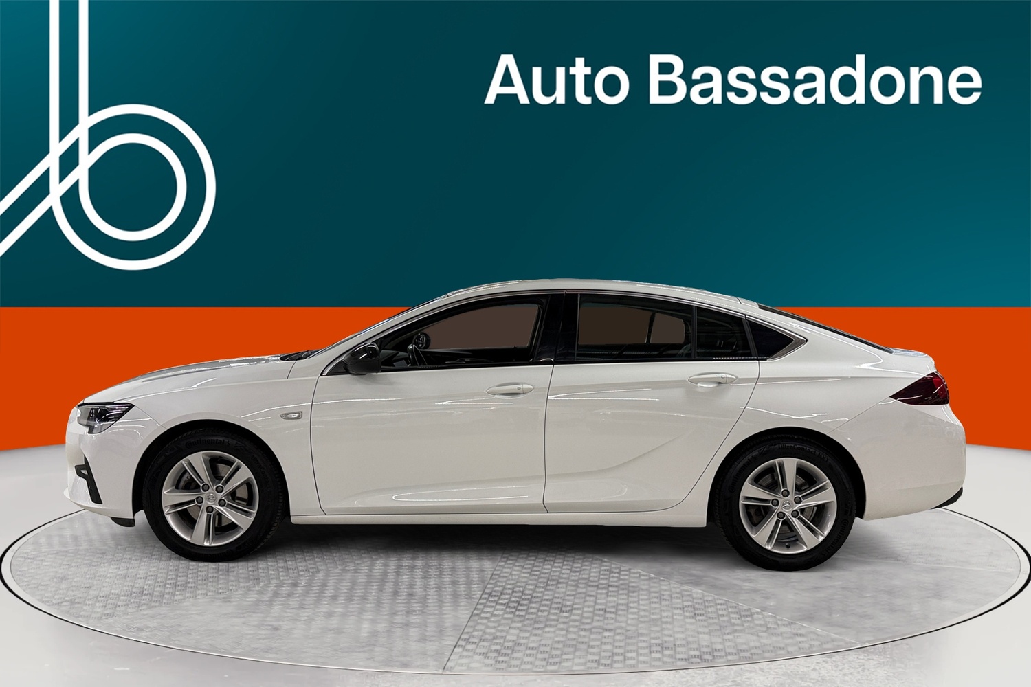 Opel Insignia vaihtoauto