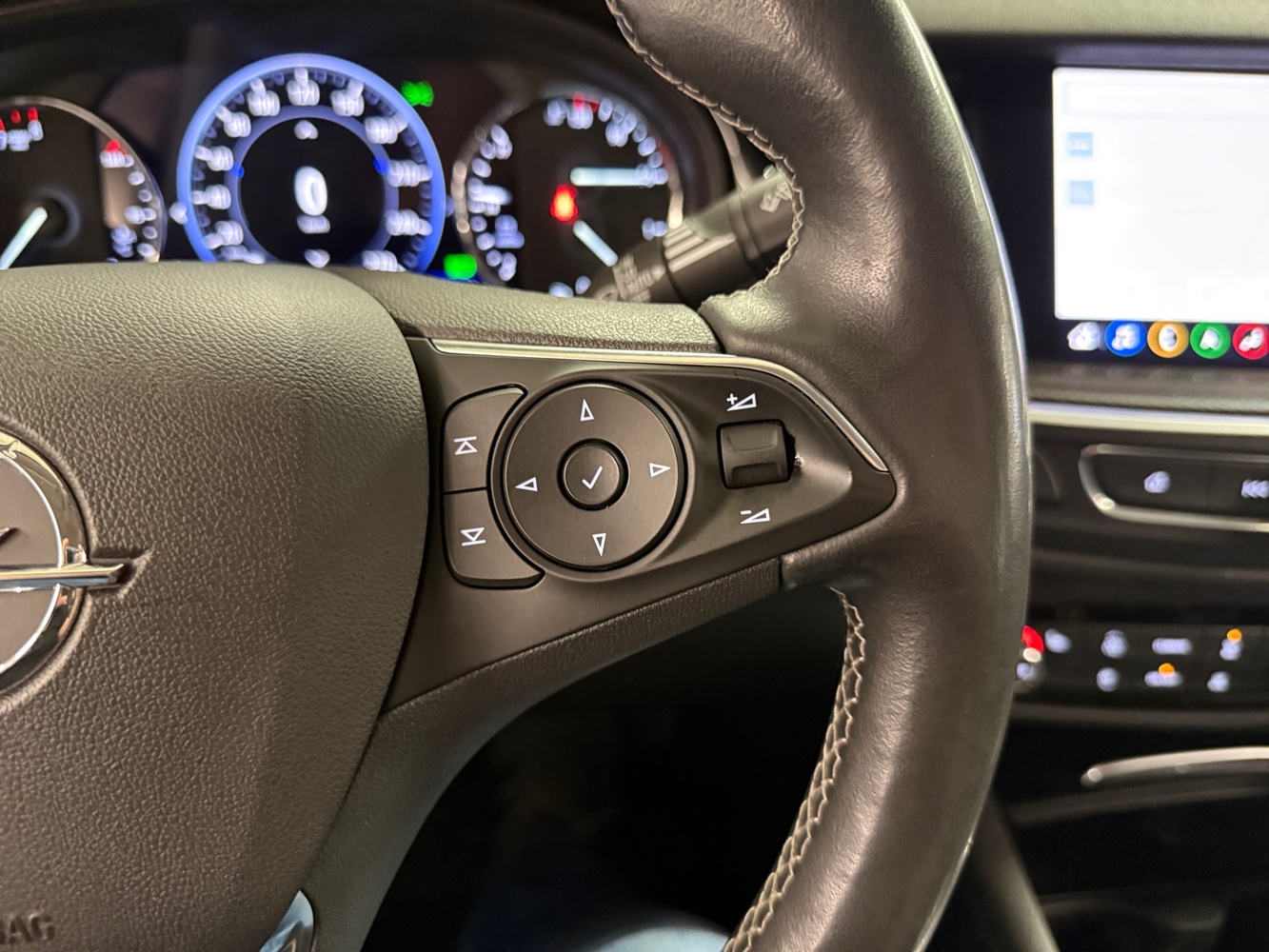 Opel Insignia vaihtoauto