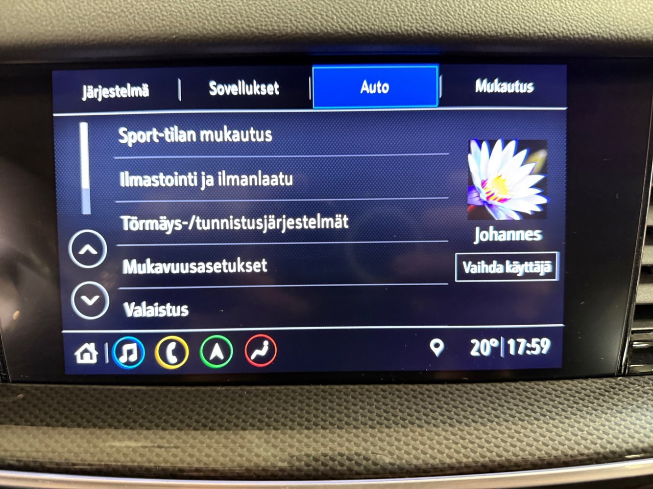 Opel Insignia vaihtoauto