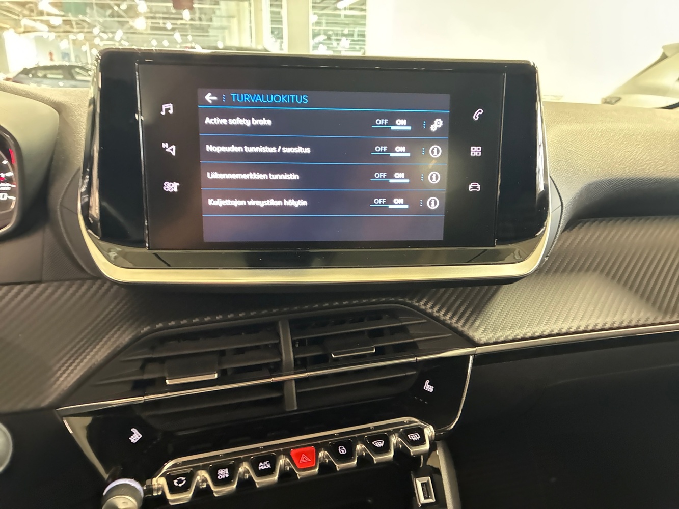 Peugeot 208 vaihtoauto