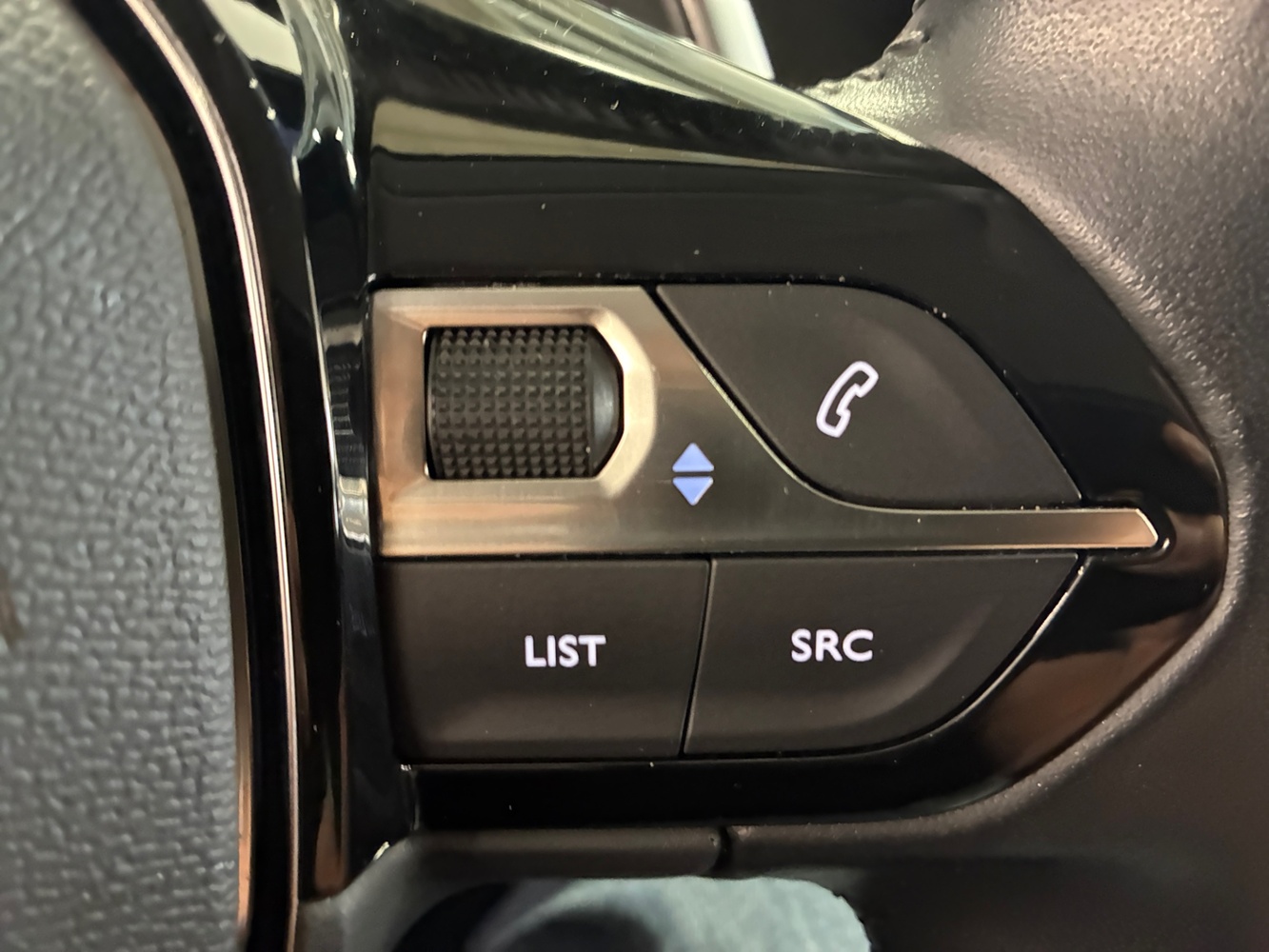 Peugeot 208 vaihtoauto