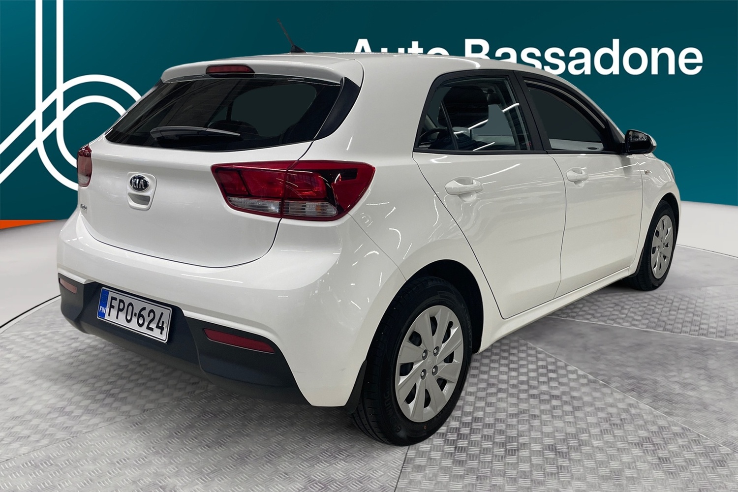 Kia Rio vaihtoauto