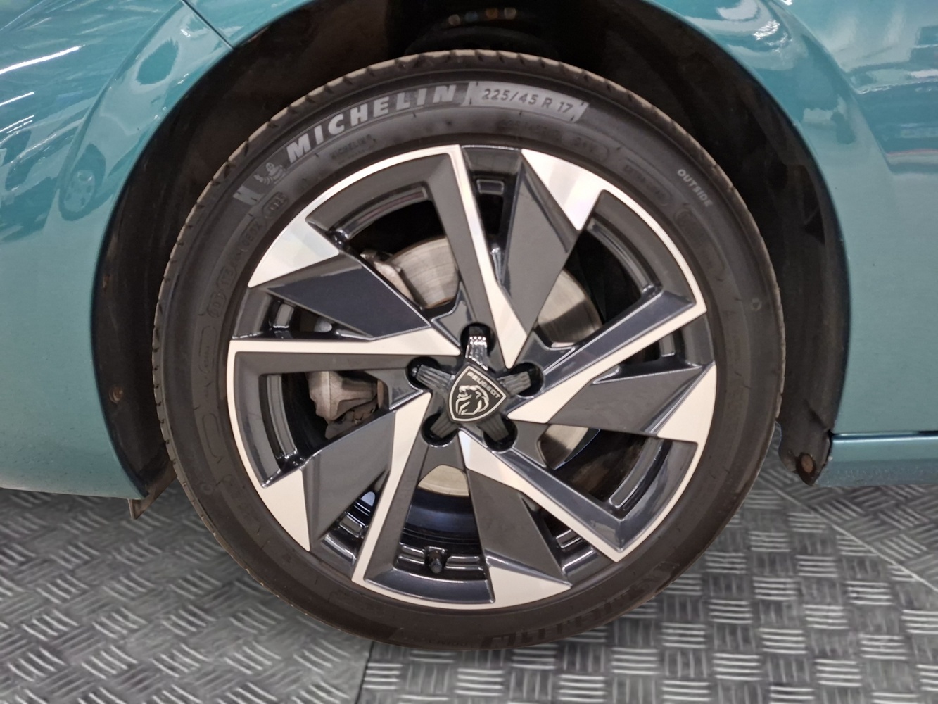 Peugeot 308 vaihtoauto