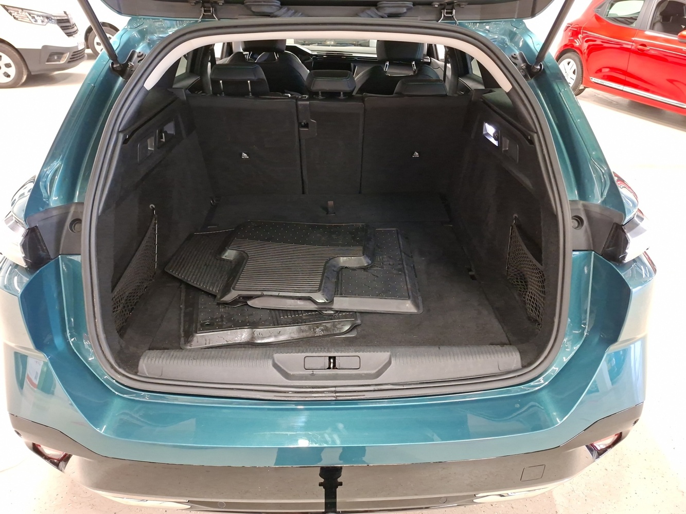 Peugeot 308 vaihtoauto