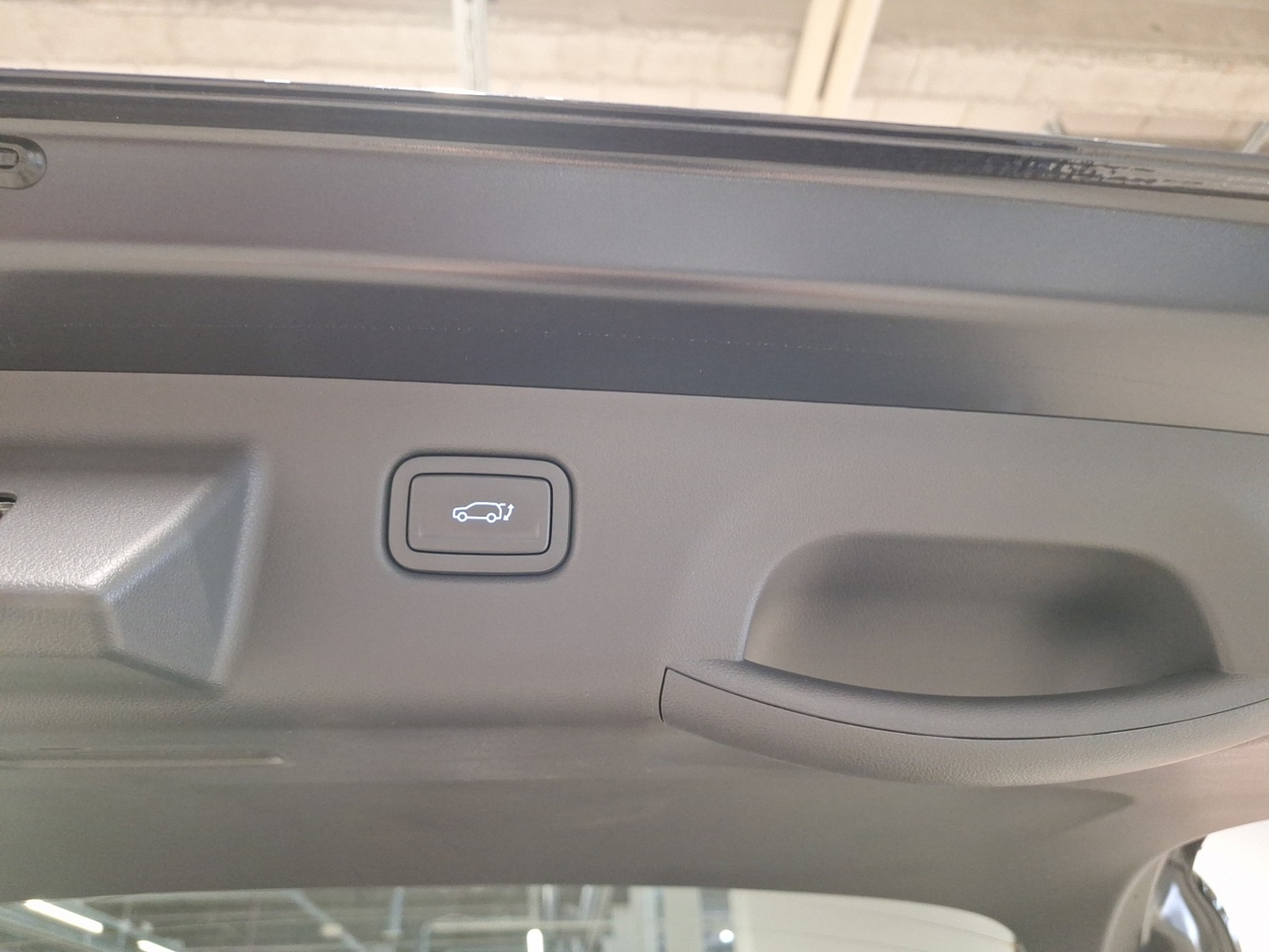 Hyundai KONA Hybrid vaihtoauto