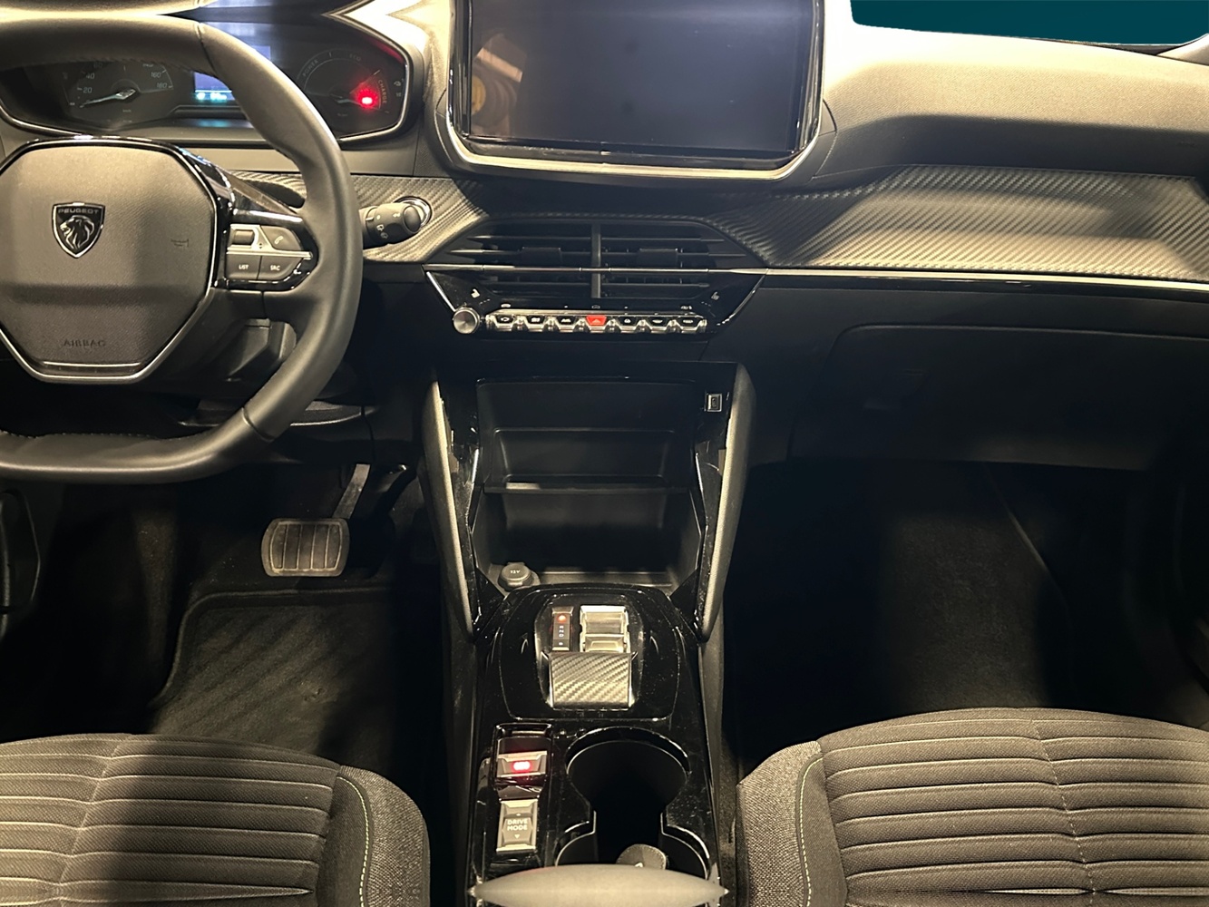 Peugeot e-2008 vaihtoauto
