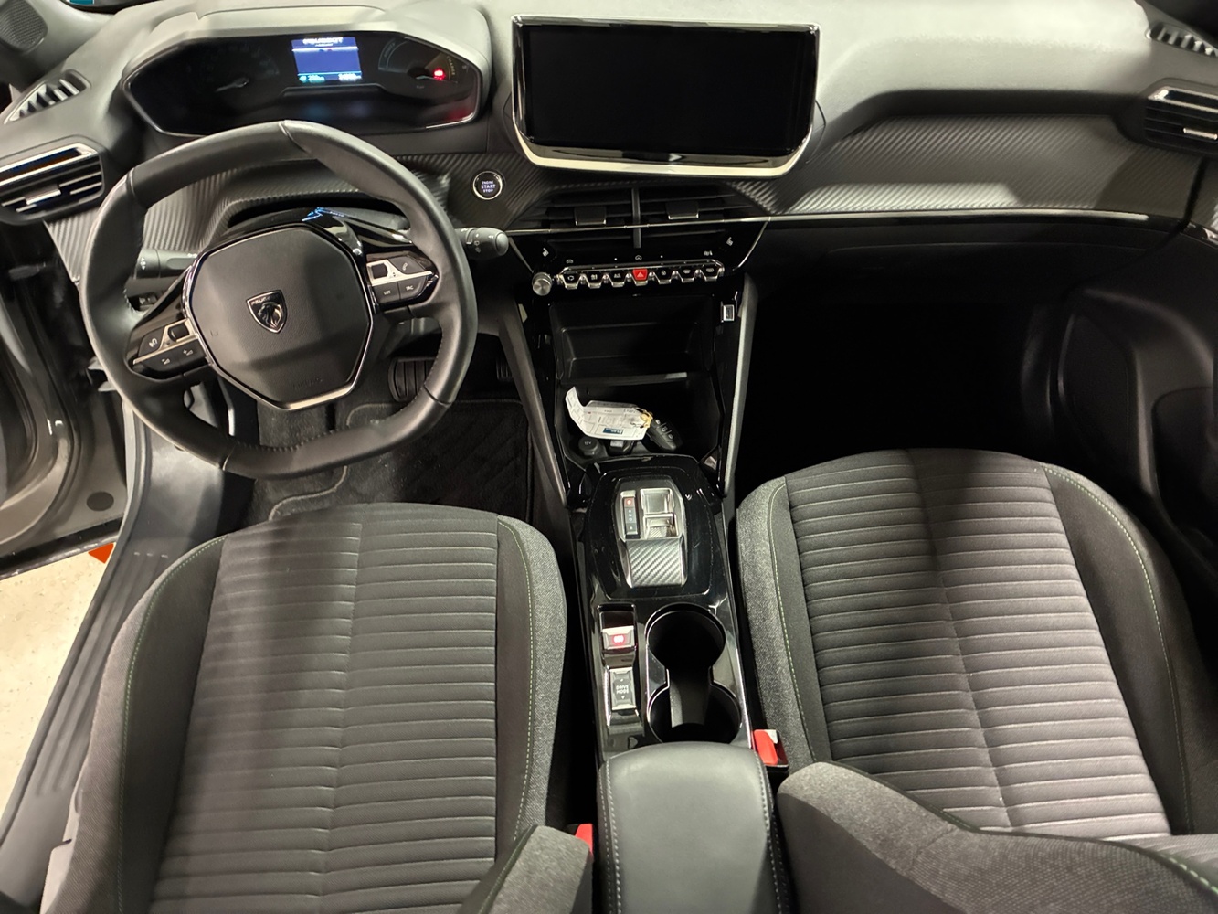 Peugeot e-2008 vaihtoauto