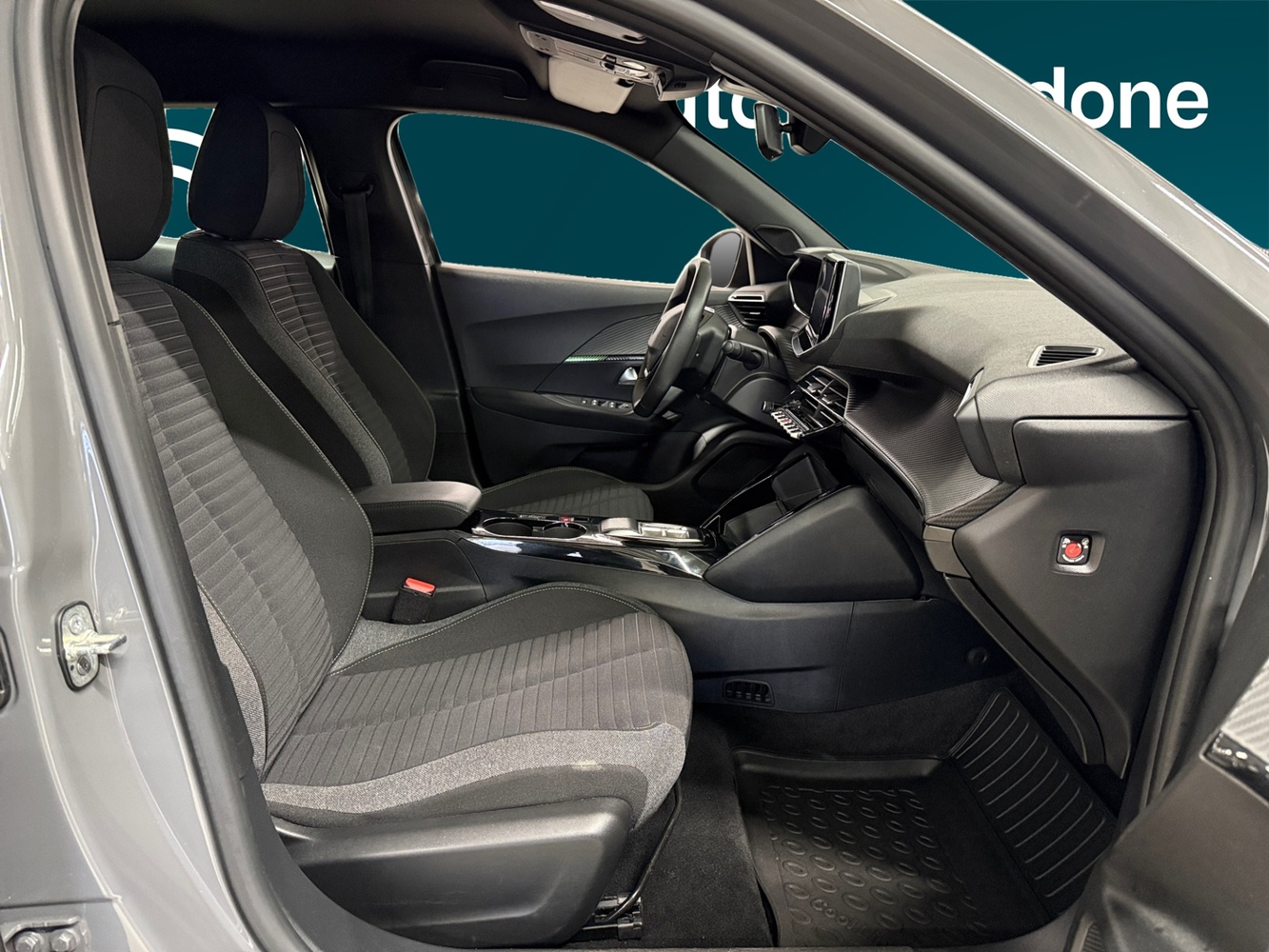 Peugeot e-2008 vaihtoauto