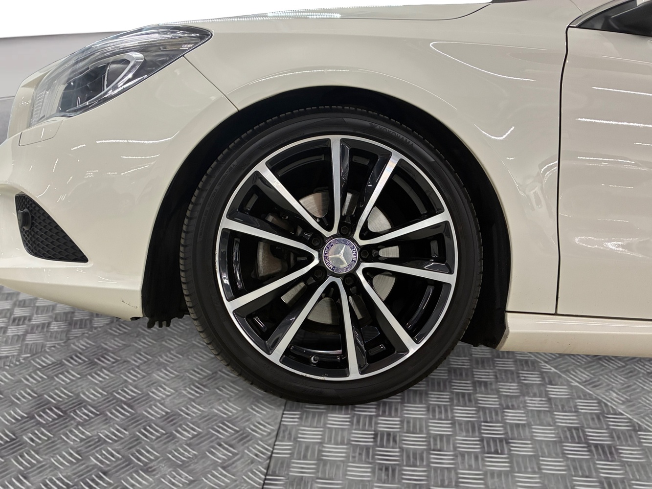 Mercedes-Benz CLA-sarja vaihtoauto